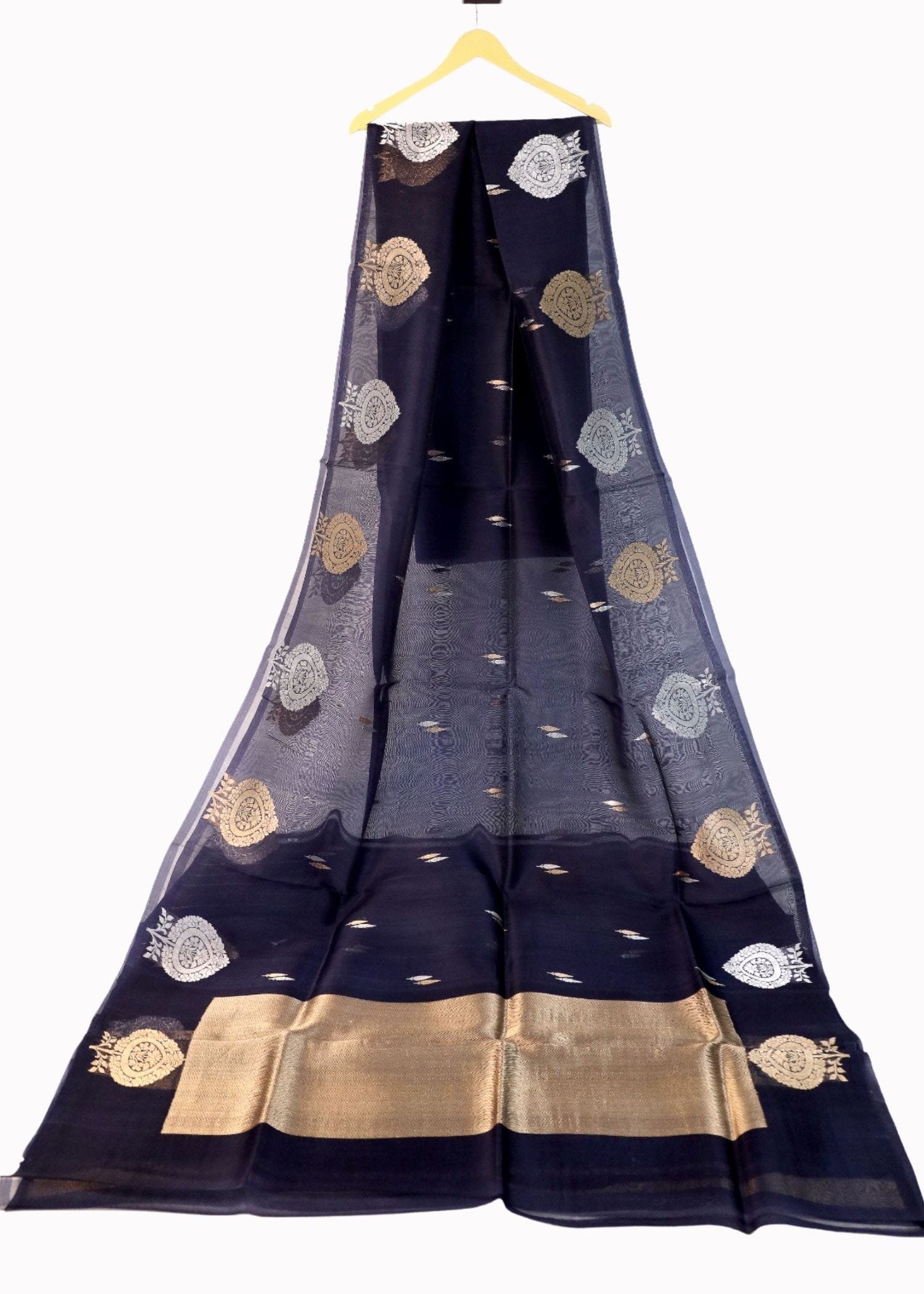 Pure Kora Silk Navy Blue Kadhuan Boota Gold And Silver Zari Saree - Image 2