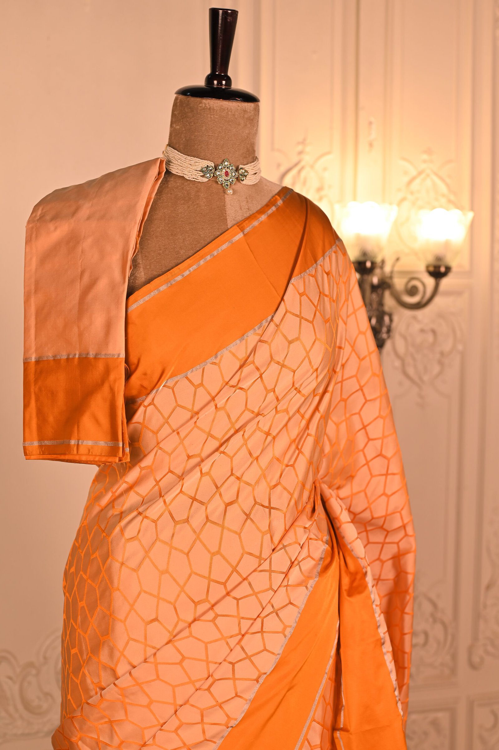 Pure Katan Silk Cream & Mustard Yellow Tanchoi Weave banarasi Saree - Image 4